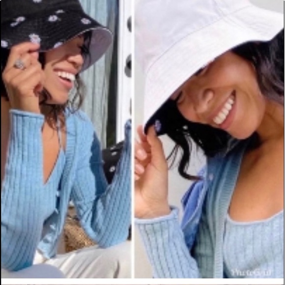 - Alice and Oliva Reversible bucket rain or shine hat new with tags - Picture 4 of 9